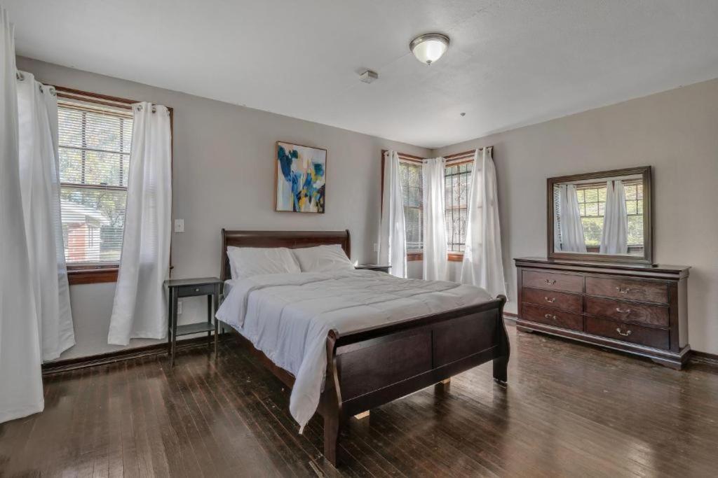 Comfy Pet Friendly Home In Jacksonville Mins To Downtown'S Exterior foto